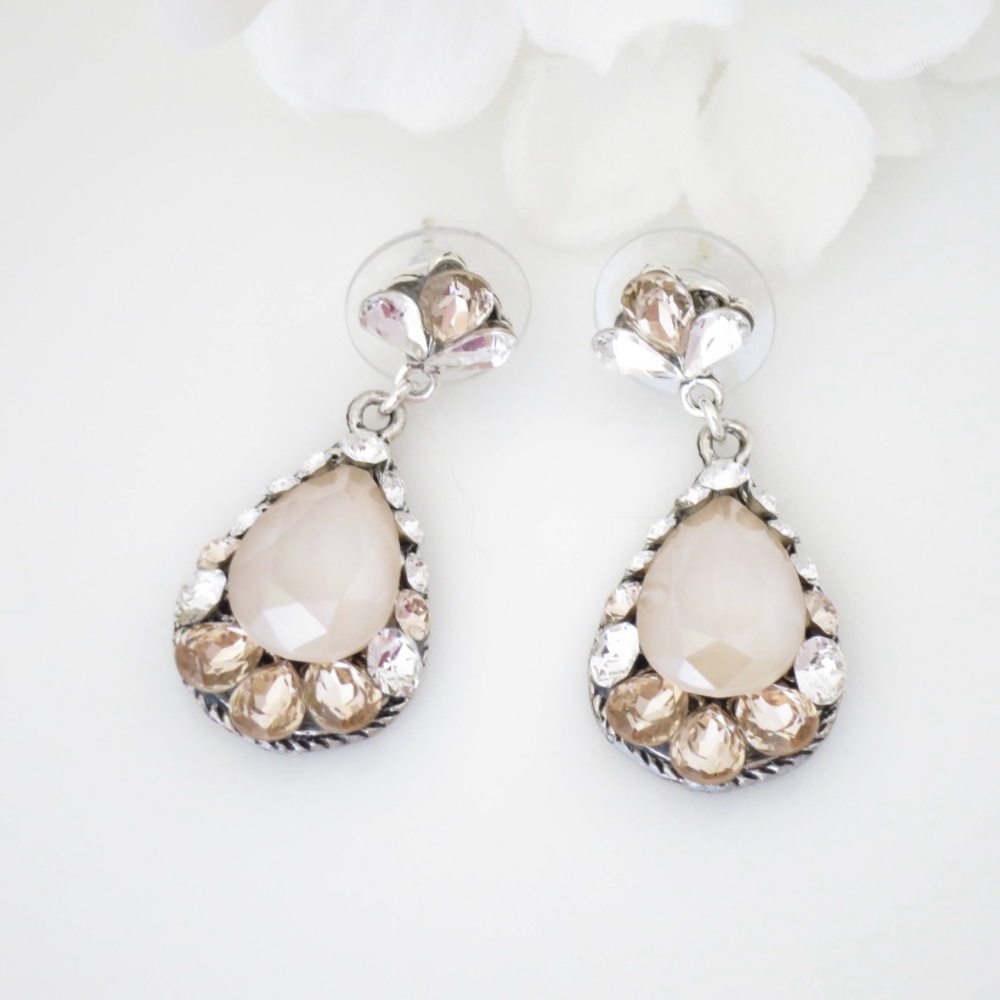 Swarovski teardrop wedding earrings Ivory Cream